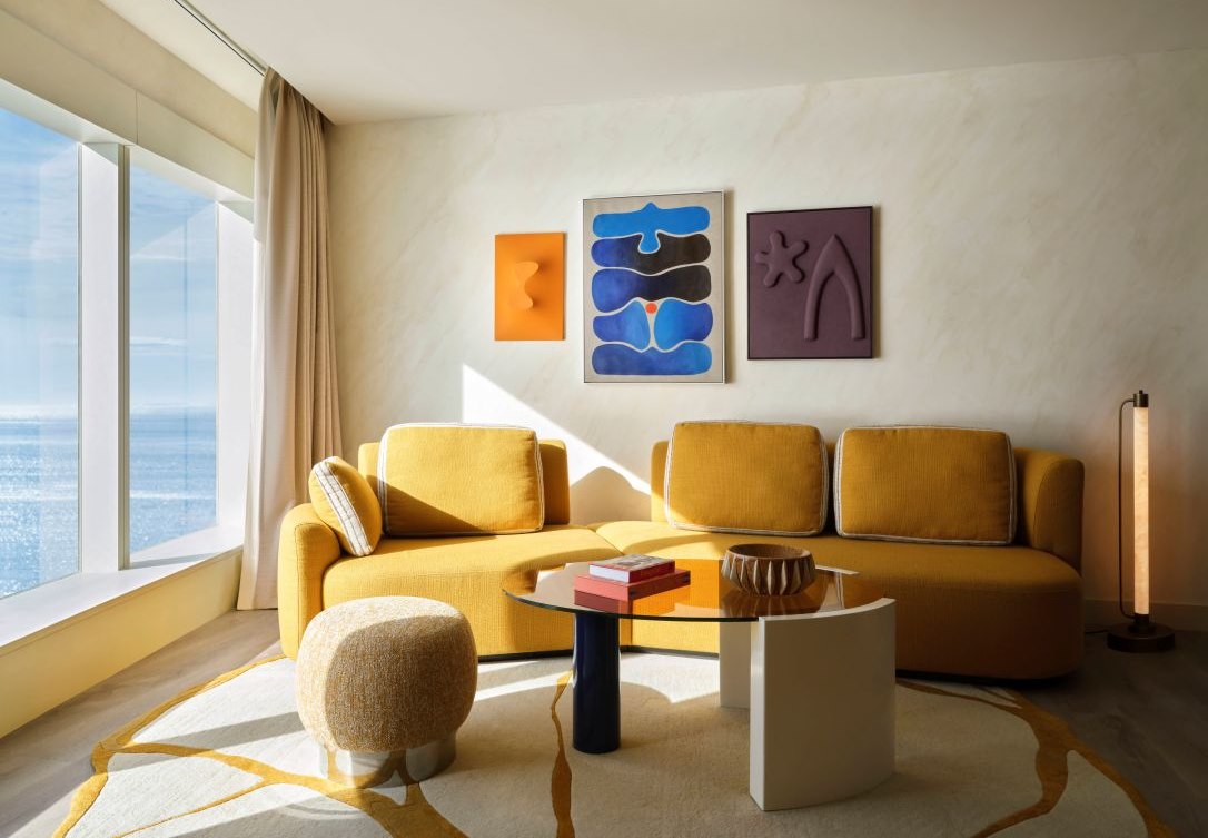 Suite W